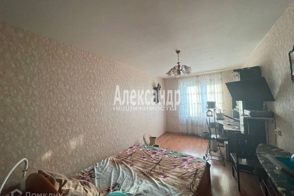Продаётся комната в 3-комн. квартире, 16.4 м²