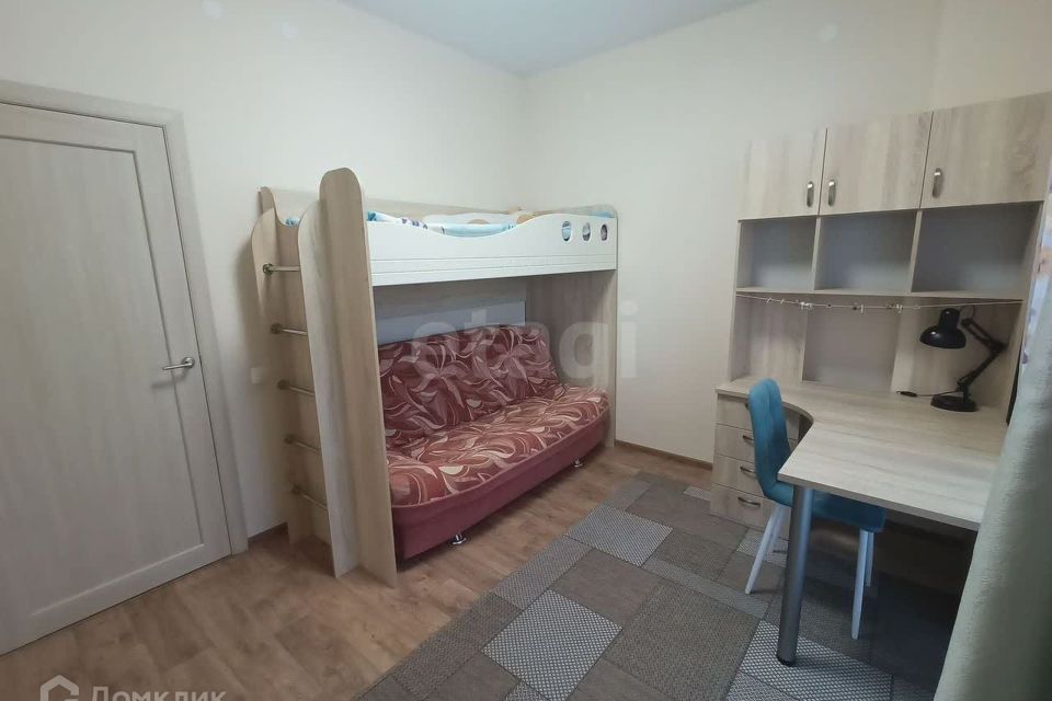 Продаётся 1-комнатная квартира, 39.7 м²