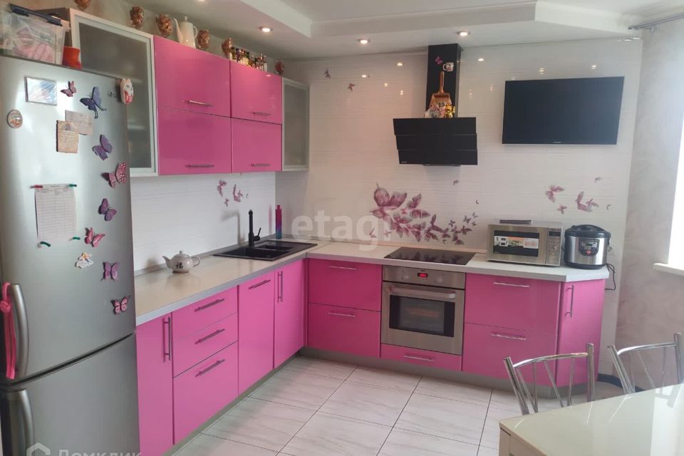 Продаётся 3-комнатная квартира, 88 м²
