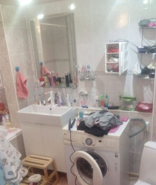 Продаётся 2-этажный дом, 200 м²