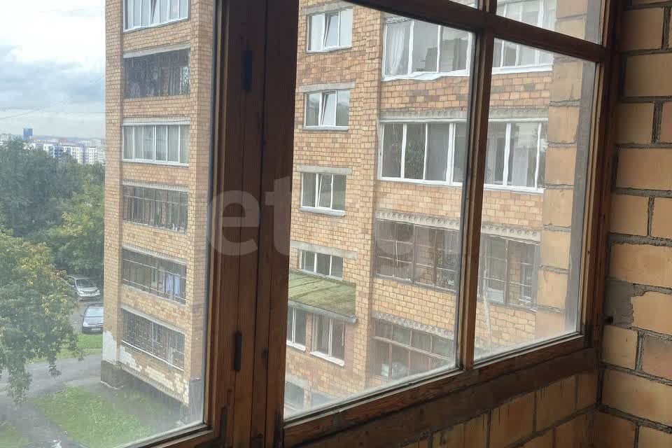 Продаётся 4-комнатная квартира, 75.9 м²
