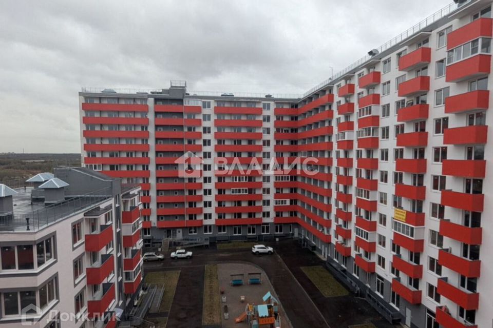Продаётся 1-комнатная квартира, 42 м²