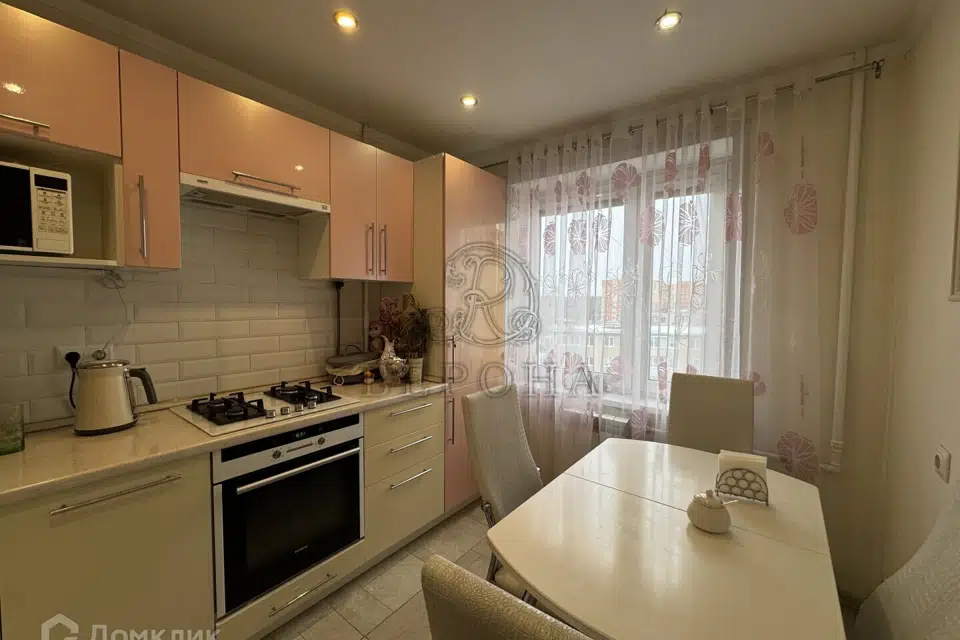 Продаётся 3-комнатная квартира, 68 м²