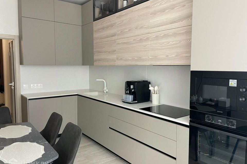 Продаётся 2-комнатная квартира, 78.5 м²