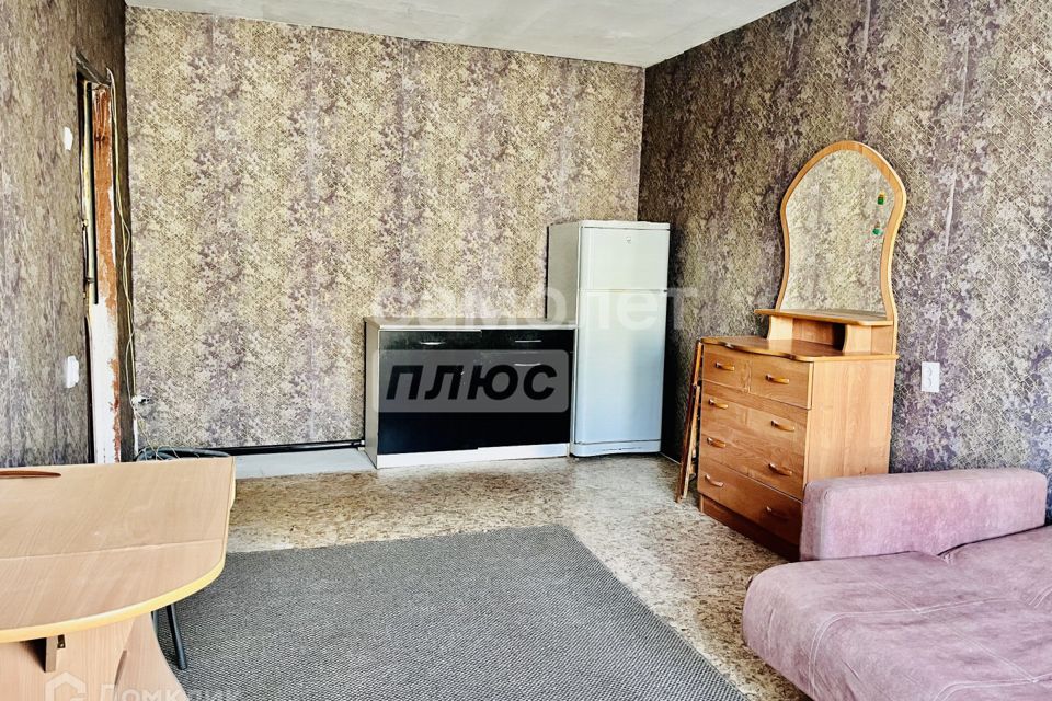 Продаётся комната в 1-комн. квартире, 18 м²