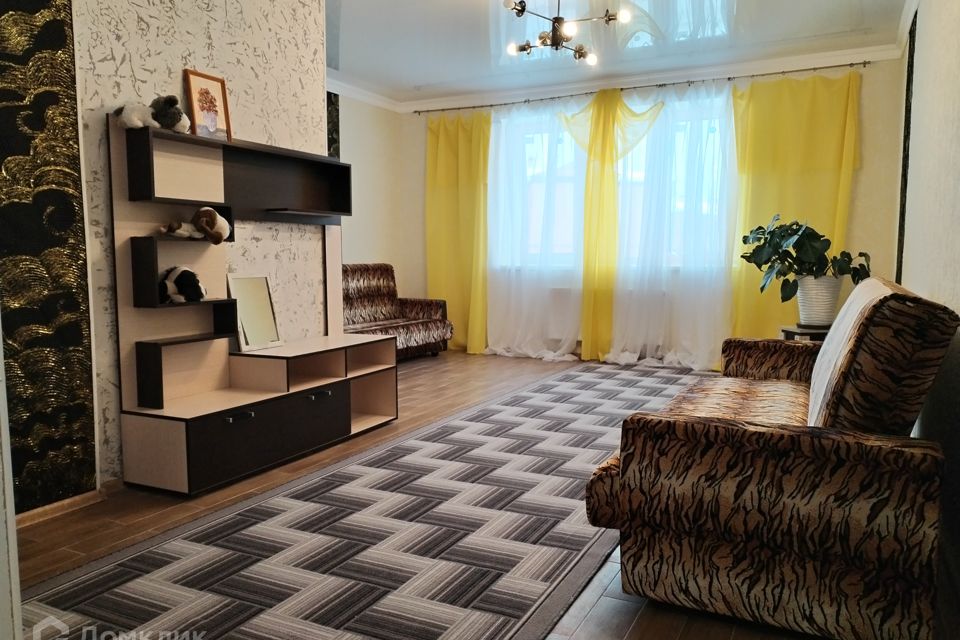 Сдаётся 2-комнатная квартира, 68 м²