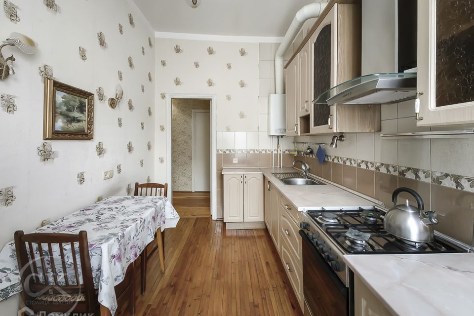 Сдаётся 2-комнатная квартира, 68.3 м²