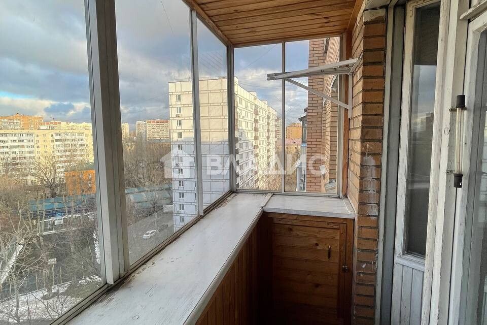 Продаётся 3-комнатная квартира, 56.7 м²