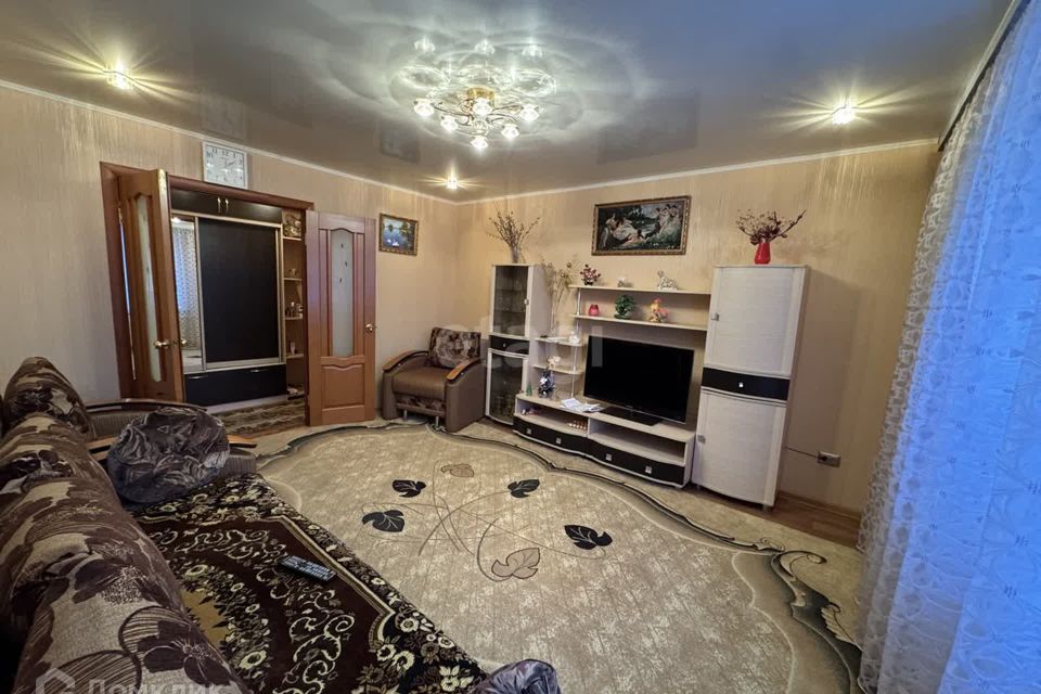 Продаётся 3-комнатная квартира, 60.4 м²