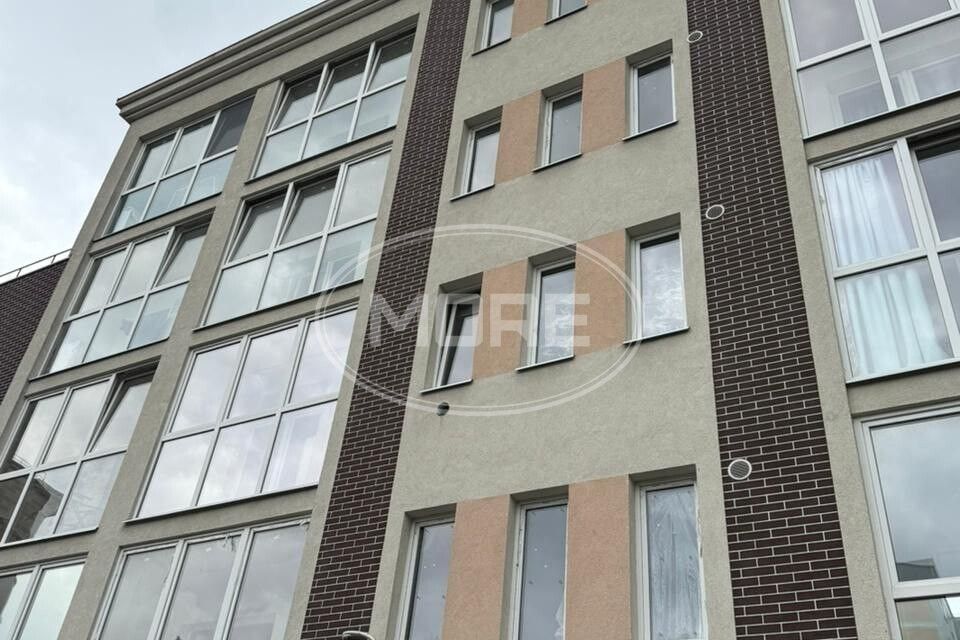 Продаётся 1-комнатная квартира, 42.5 м²