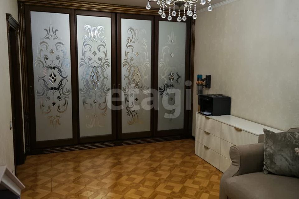 Продаётся 3-комнатная квартира, 100 м²