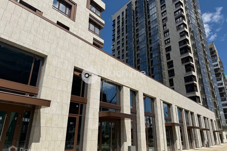 Продаётся 1-комнатная квартира, 42 м²