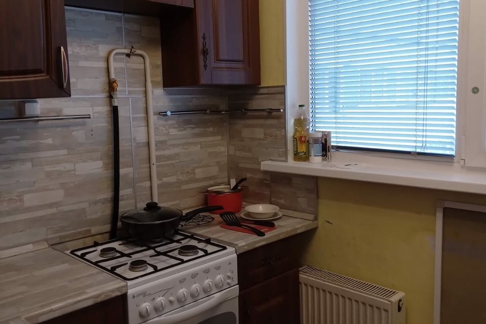 Продаётся комната в 3-комн. квартире, 12 м²