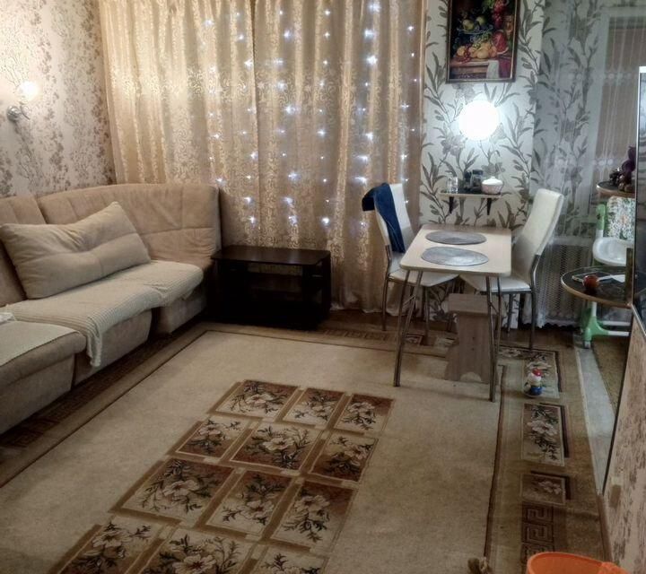 Продаётся 3-комнатная квартира, 53.3 м²