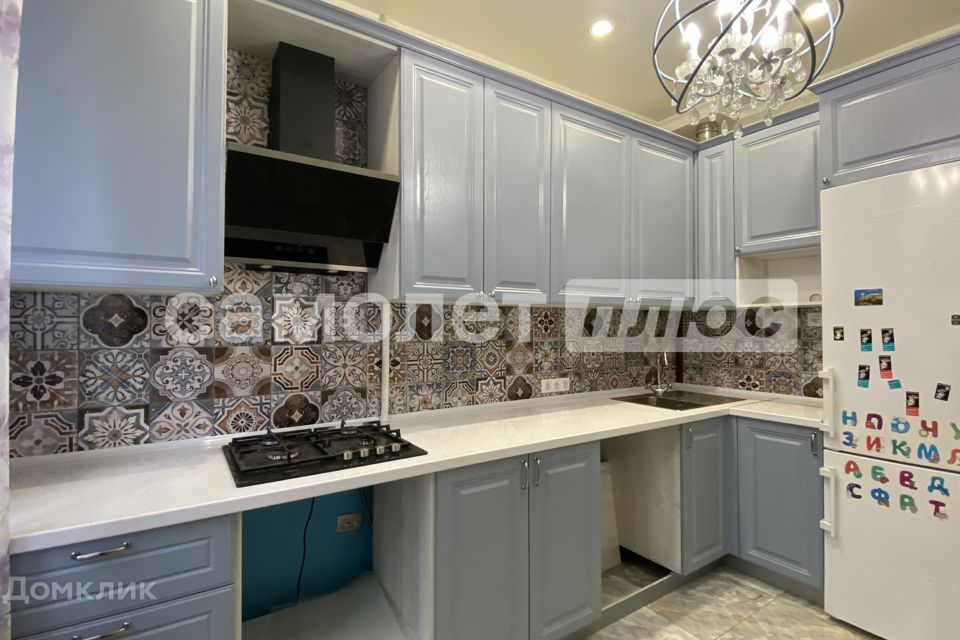 Продаётся 3-комнатная квартира, 77 м²