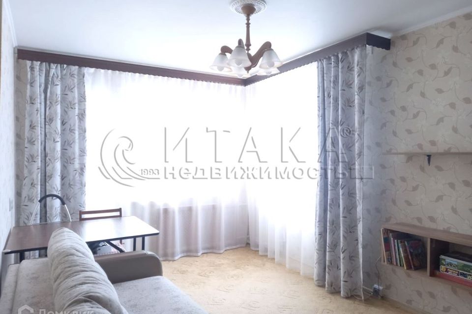 Сдаётся 2-комнатная квартира, 60 м²