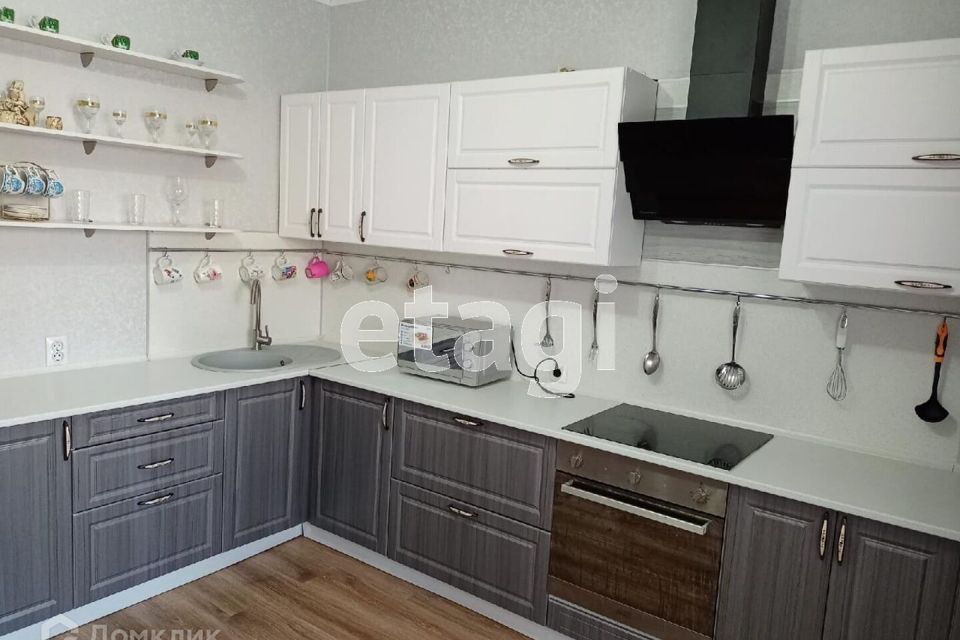 Продаётся 2-комнатная квартира, 58.7 м²