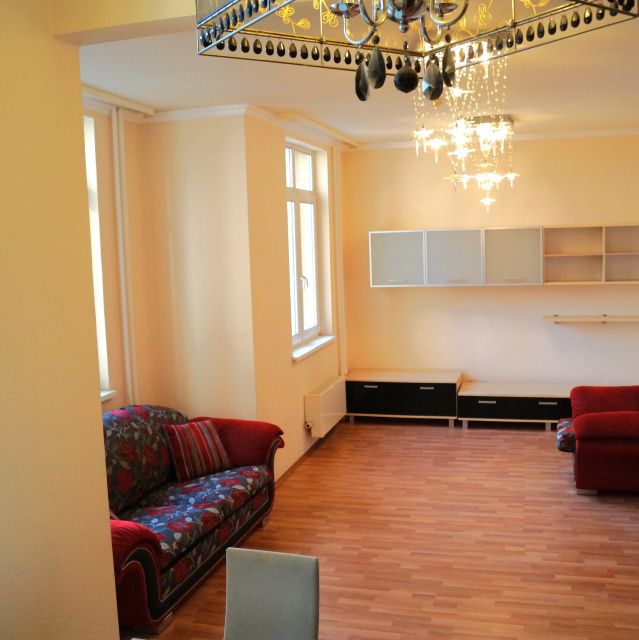 Продаётся 3-комнатная квартира, 94.6 м²