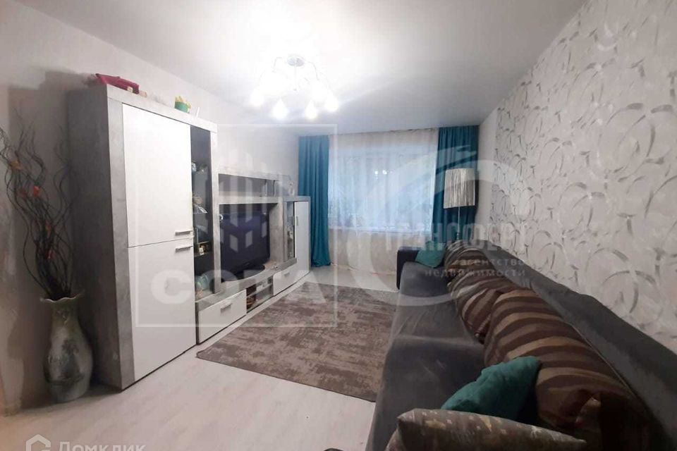 Продаётся 3-комнатная квартира, 54.9 м²