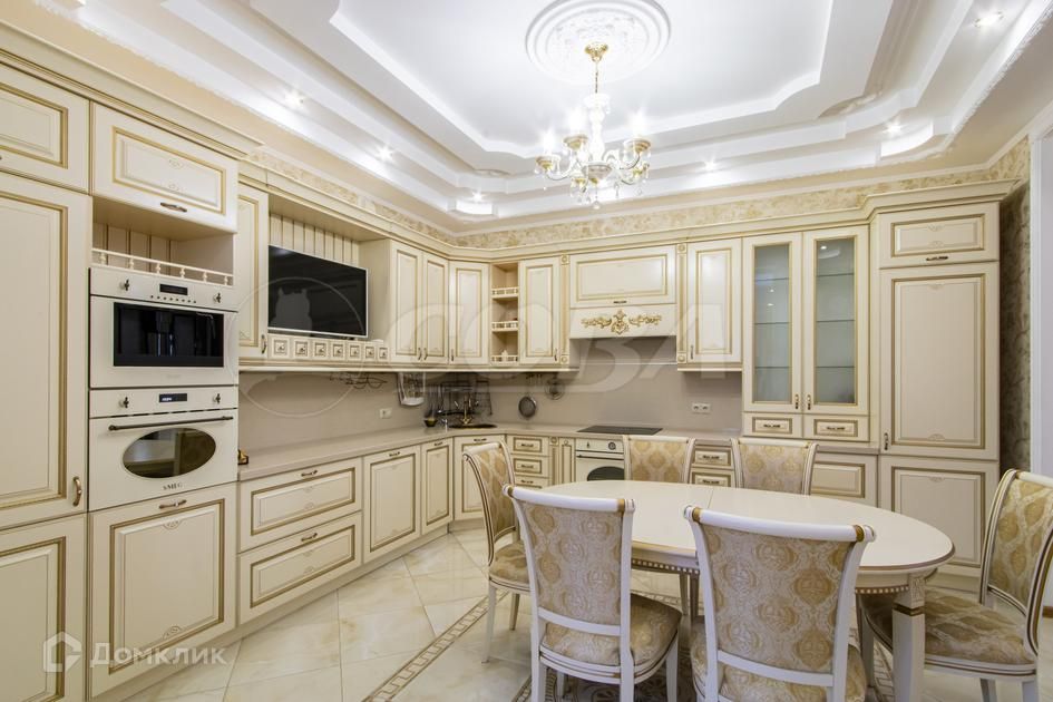 Сдаётся 3-комнатная квартира, 130 м²