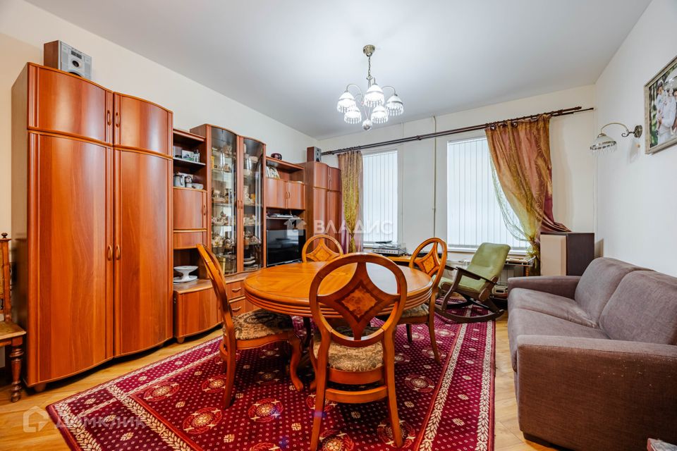 Продаётся 3-комнатная квартира, 75.7 м²