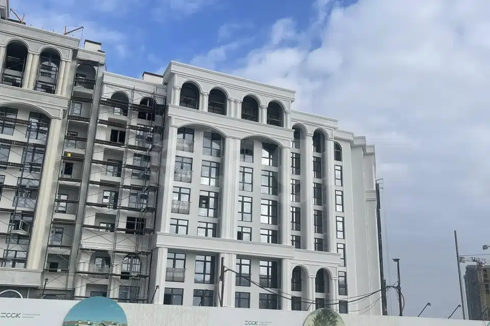 Продаётся 1-комнатная квартира, 52.56 м²