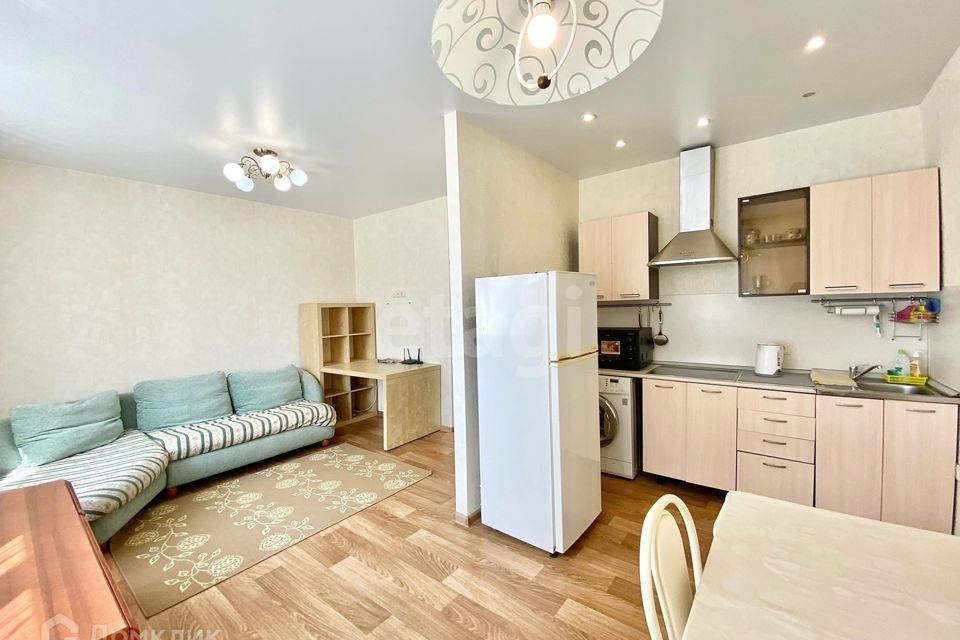 Сдаётся 1-комнатная квартира, 52 м²