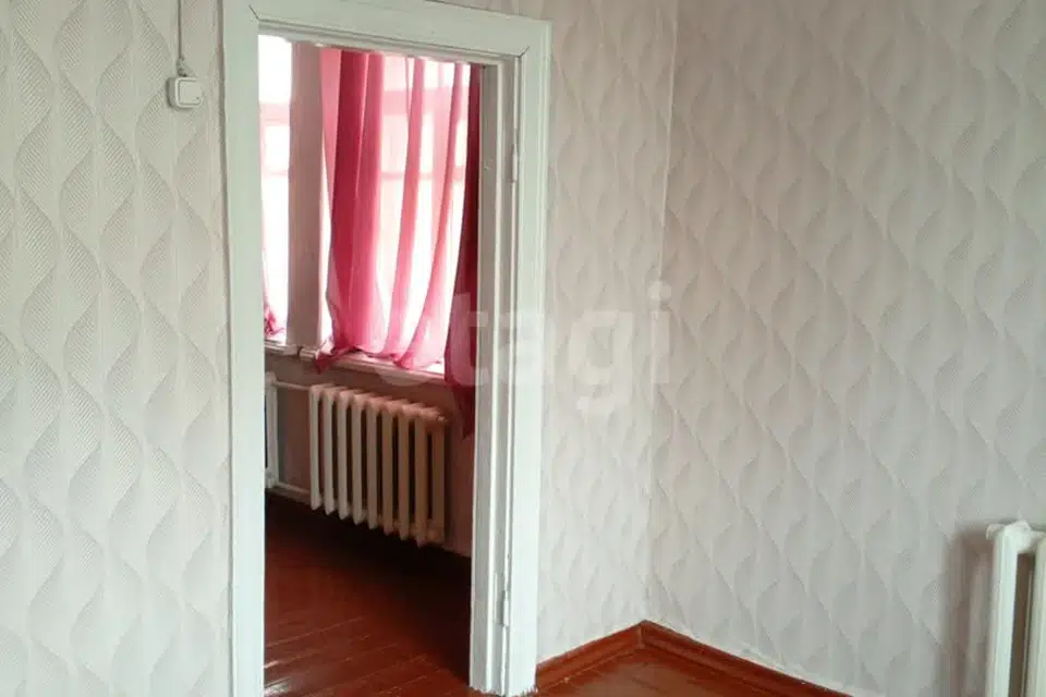 Продаётся 2-комнатная квартира, 43.8 м²