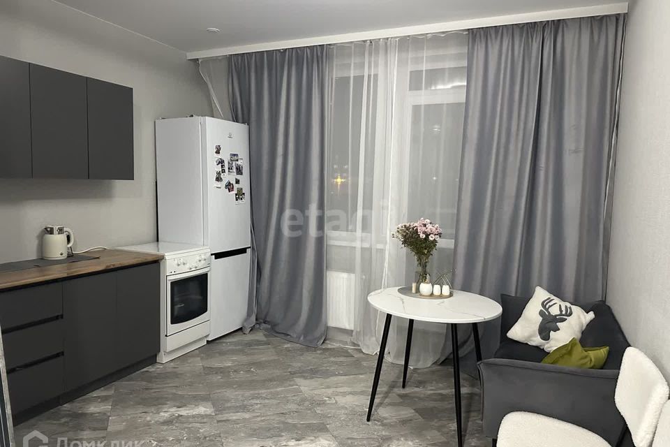 Продаётся 1-комнатная квартира, 52 м²