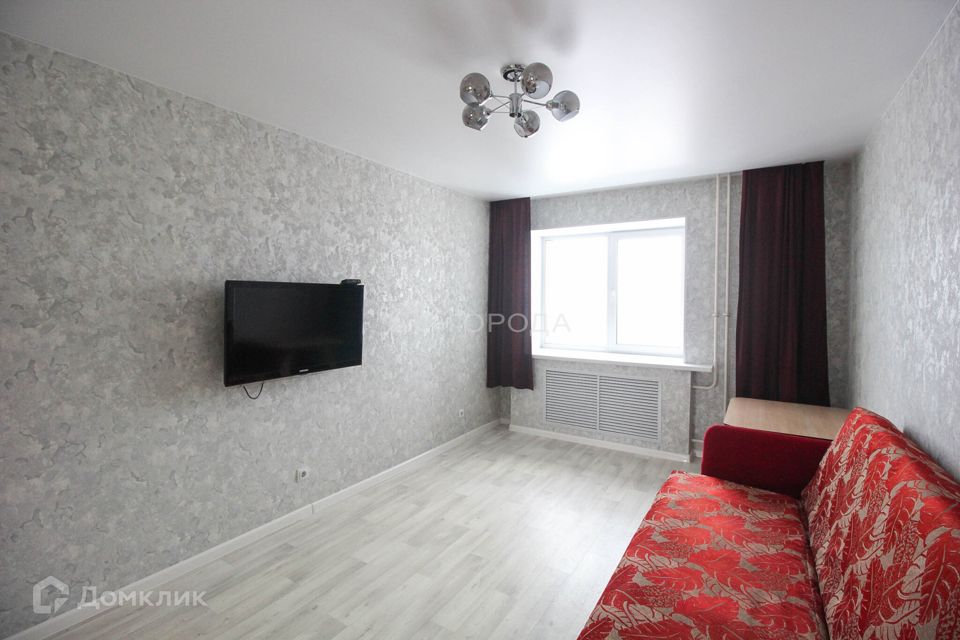 Продаётся 1-комнатная квартира, 41.3 м²