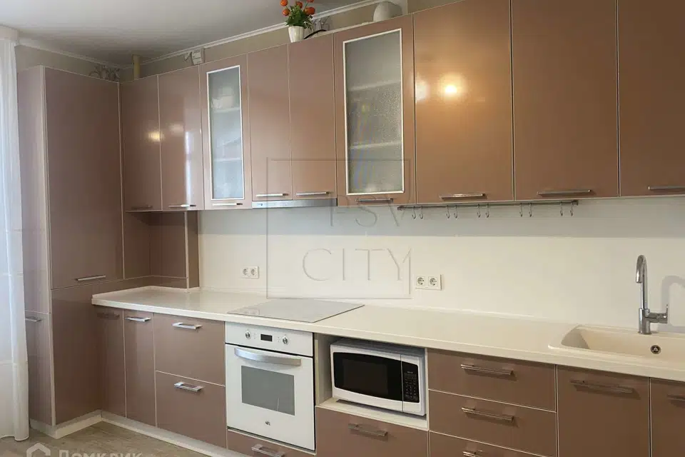Продаётся 1-комнатная квартира, 58.4 м²