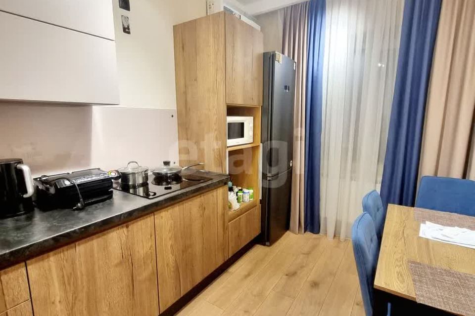 Продаётся 1-комнатная квартира, 38 м²