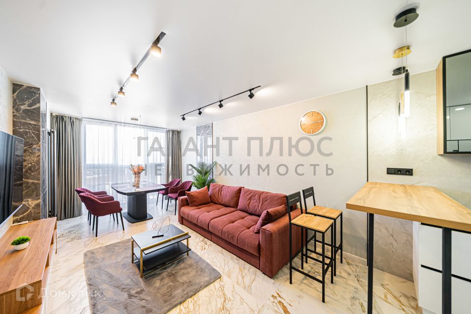 Продаётся 3-комнатная квартира, 70.5 м²