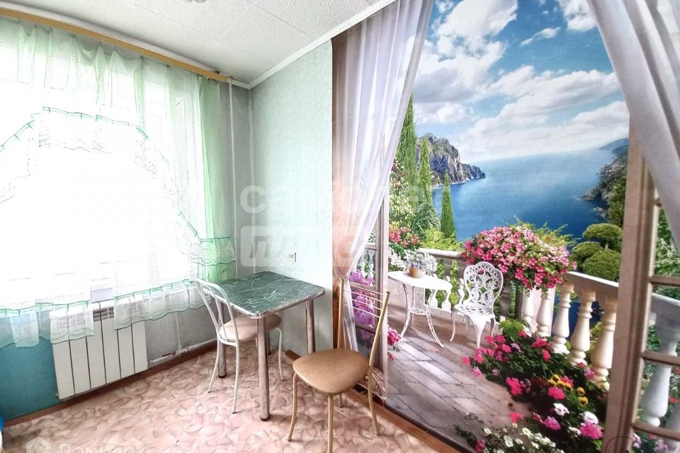 Продаётся 3-комнатная квартира, 60.9 м²