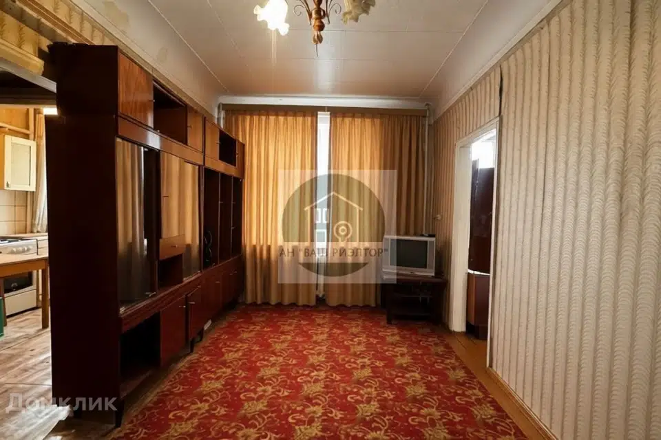 Продаётся 3-комнатная квартира, 39.2 м²