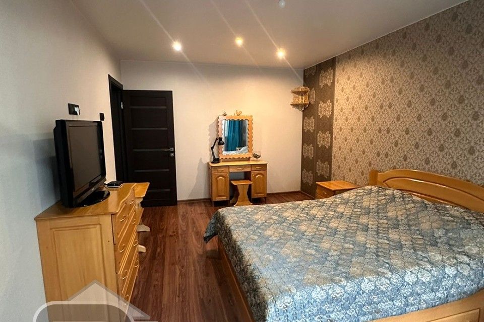 Продаётся 2-комнатная квартира, 67.6 м²