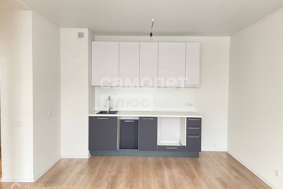 Продаётся 2-комнатная квартира, 42.1 м²