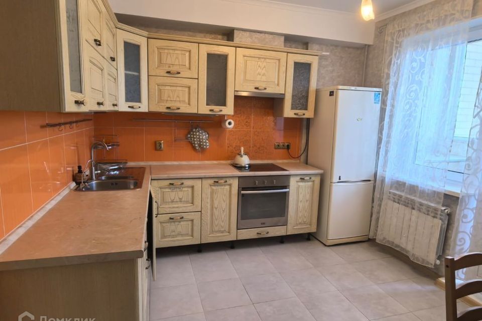 Сдаётся 3-комнатная квартира, 90 м²