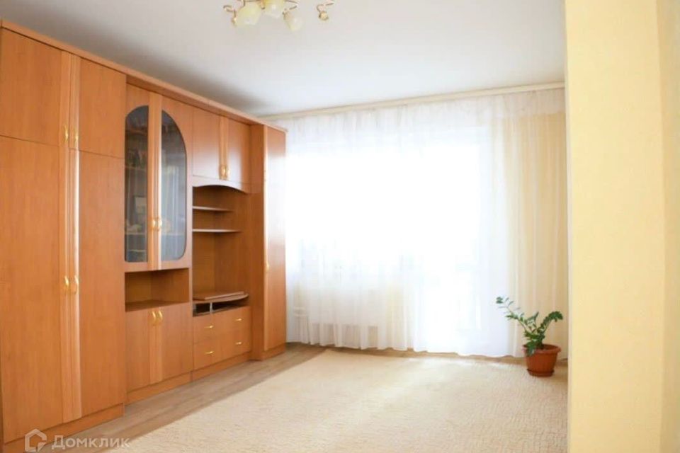 Продаётся 2-комнатная квартира, 60.3 м²