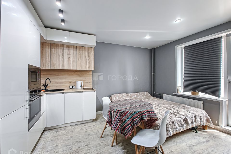Продаётся 1-комнатная квартира, 43.7 м²