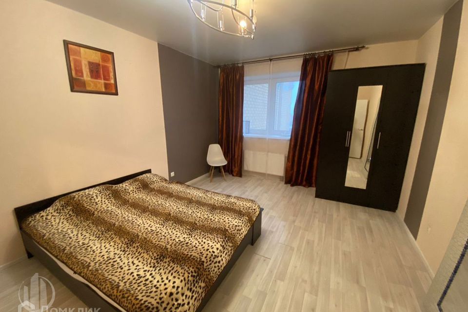 Сдаётся 2-комнатная квартира, 65 м²