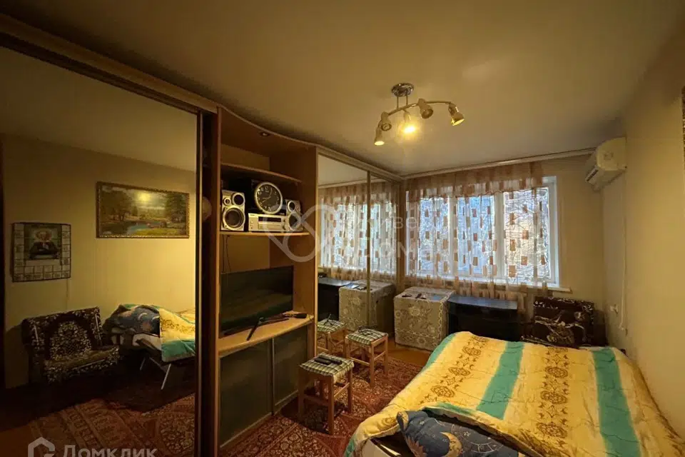 Продаётся 3-комнатная квартира, 57.9 м²