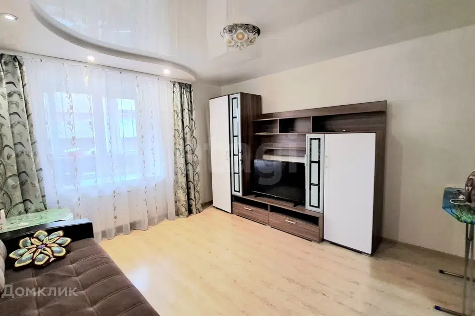 Продаётся 1-комнатная квартира, 38 м²