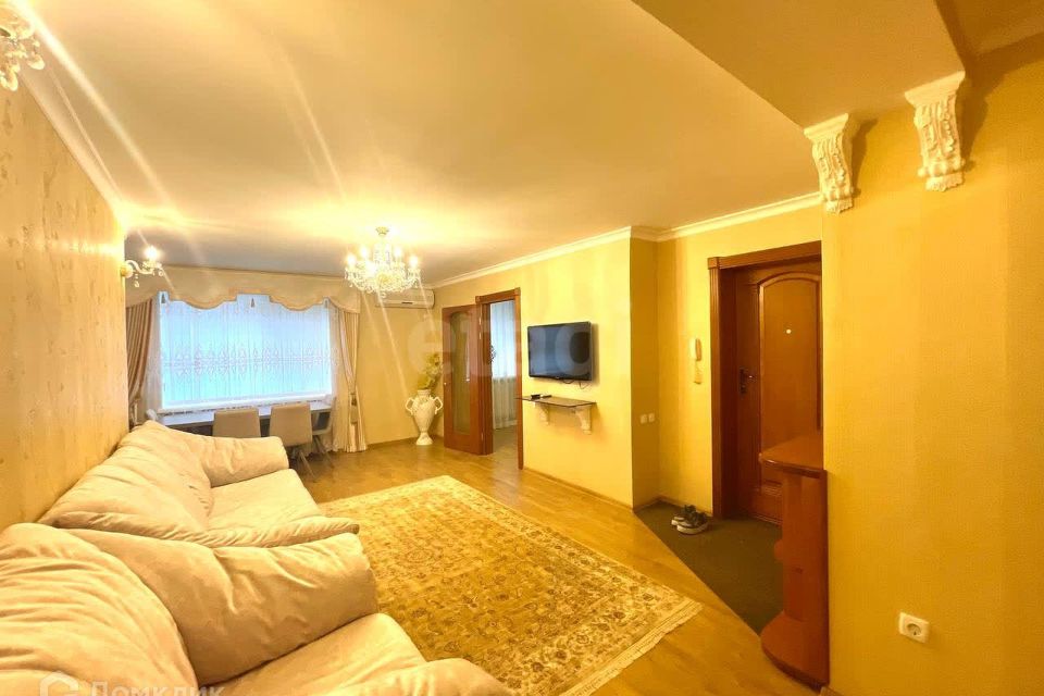 Продаётся 3-комнатная квартира, 73 м²