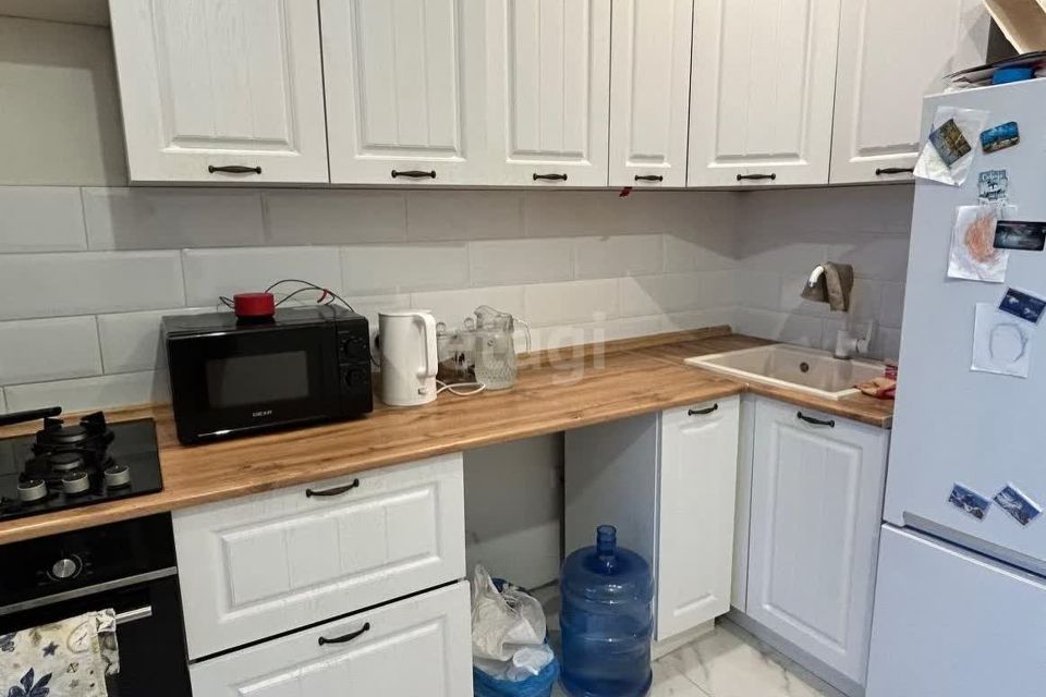 Продаётся 1-комнатная квартира, 35.6 м²