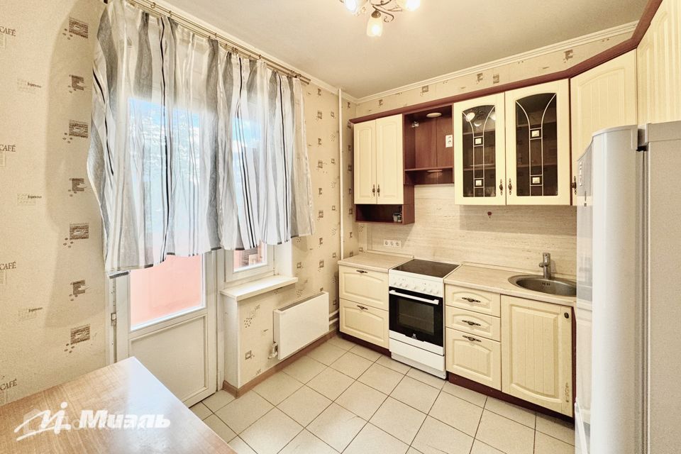 Продаётся 1-комнатная квартира, 38 м²