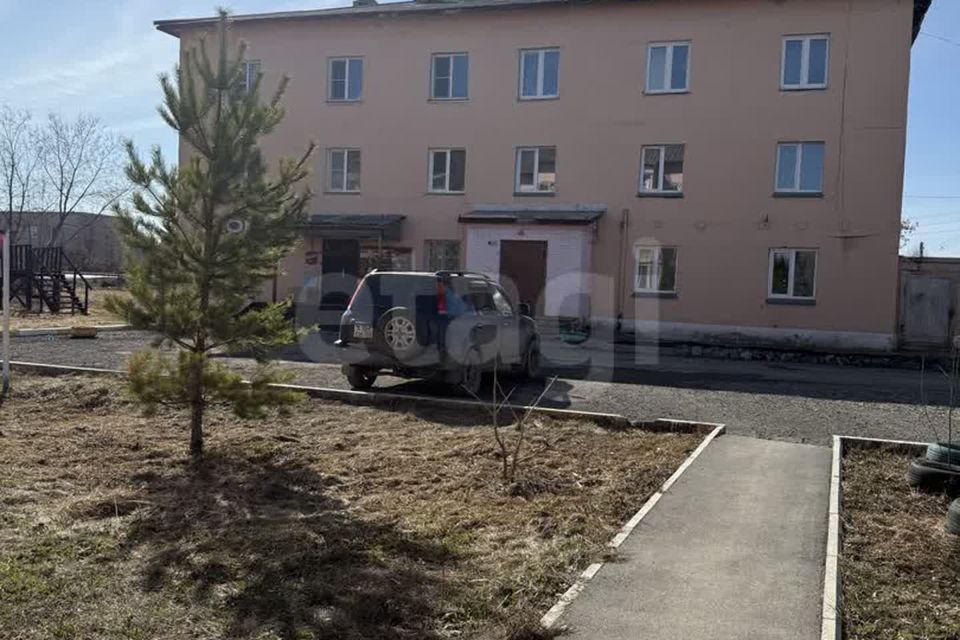 Продаётся 4-комнатная квартира, 108.9 м²