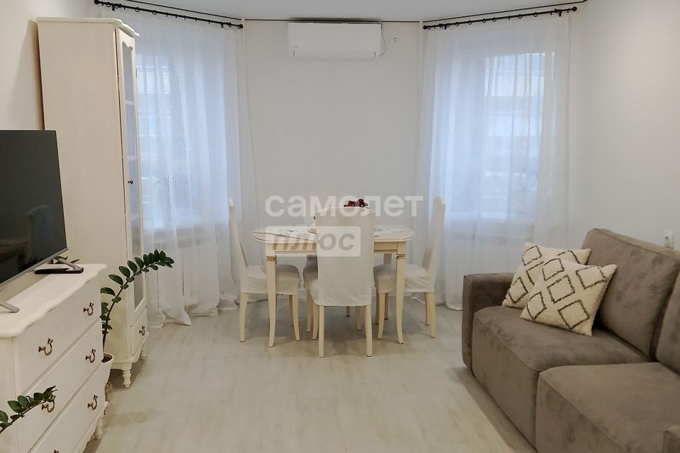 Продаётся 2-комнатная квартира, 45.2 м²