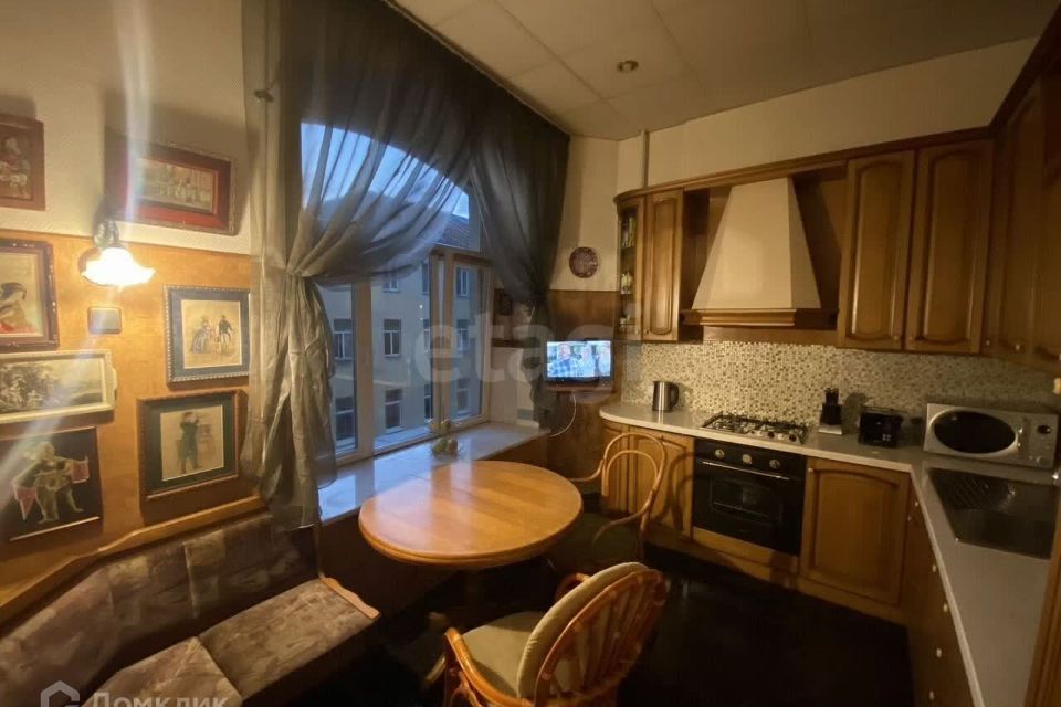 Продаётся 1-комнатная квартира, 48 м²