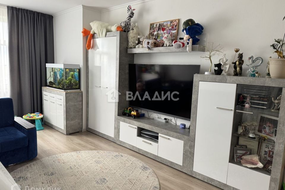 Продаётся 1-комнатная квартира, 43.7 м²